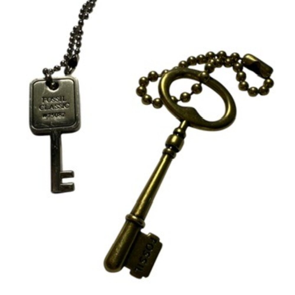 Fossil Vintage Key Hangtags, Lot of Four - Picture 2 of 3